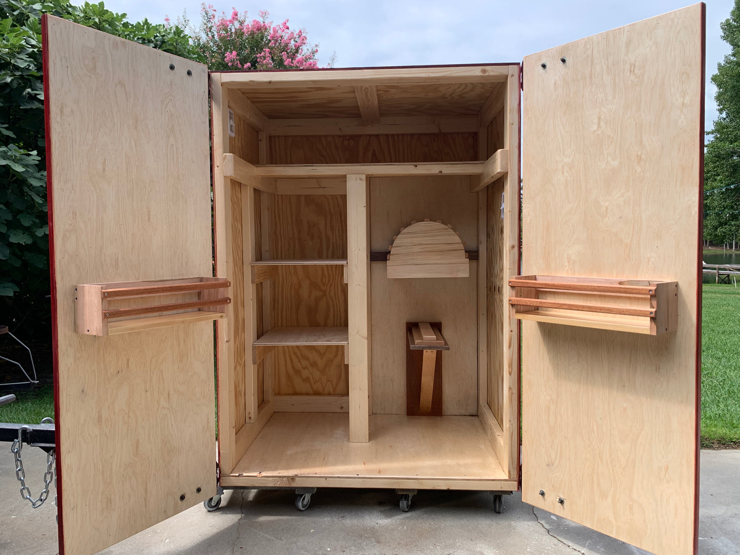Barn Tack Box - Stationary