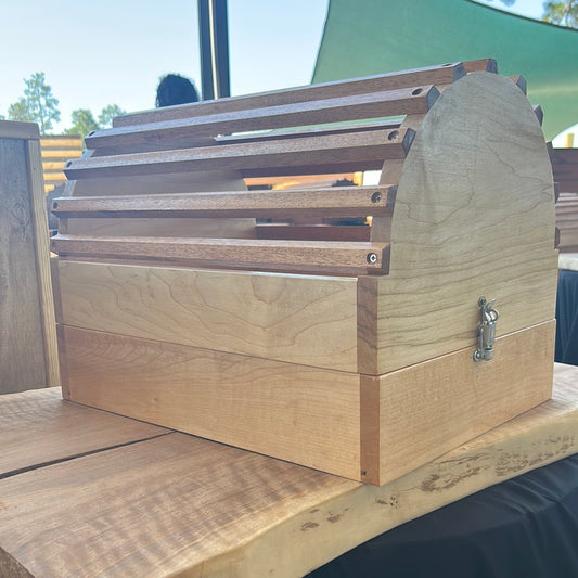 Saddle Barrel Box