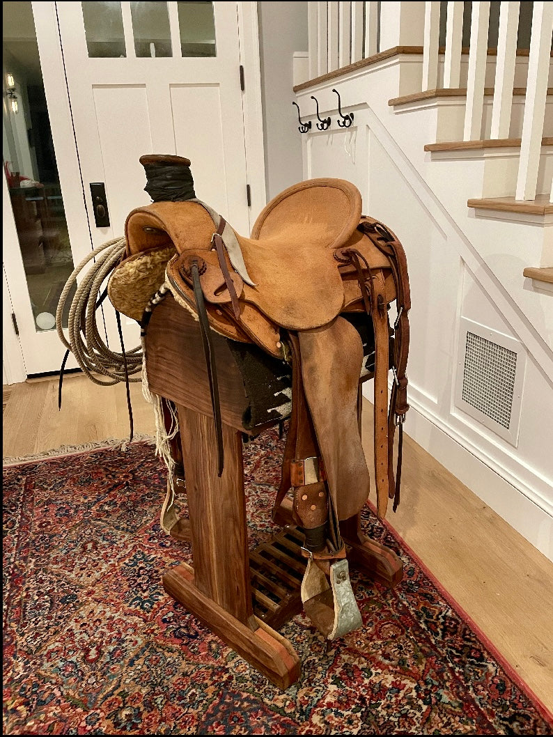 Saddle Stand - English & Western